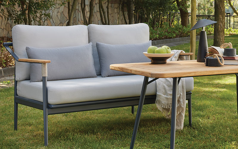 Choosing Outdoor Furniture for Year-Round Enjoyment