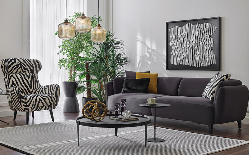 The Enchantment of White and Black: The Harmony of Contrasting Colors in Contemporary Interior Design Trends