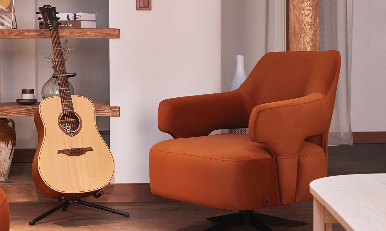 Farmera Plus Living Room