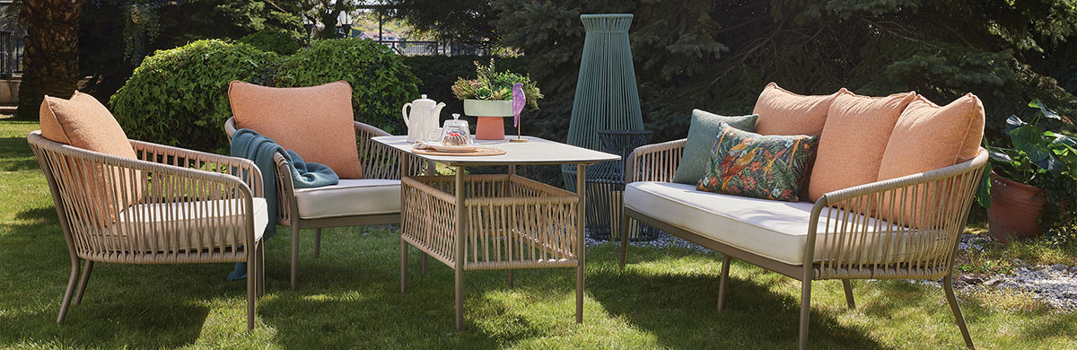 Bahçe Koltuk Takımları