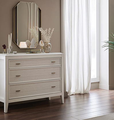 Şifonyerlerle Yatak Odasında Düzen ve Şıklık